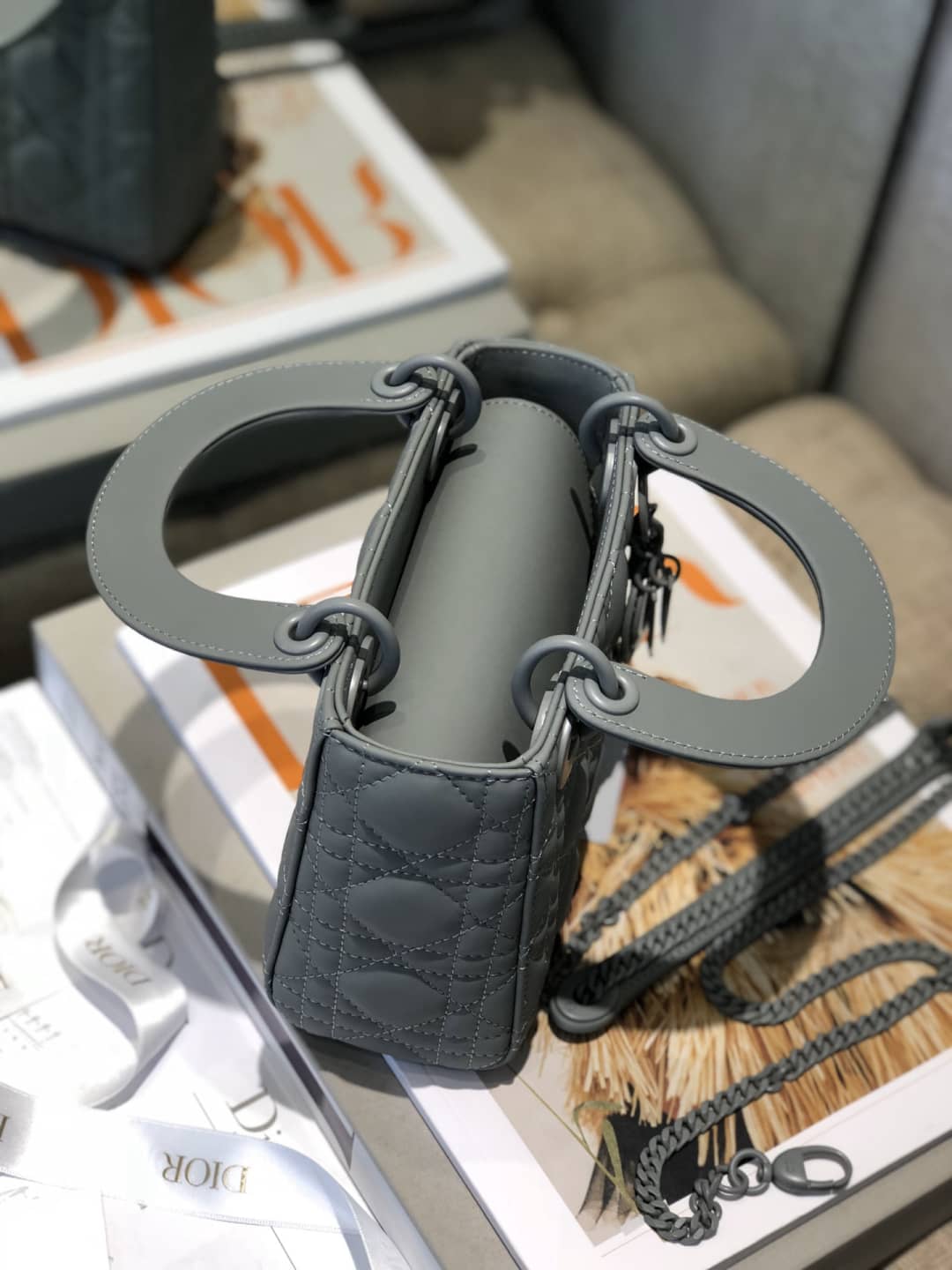 Chr1st1an D10r Lady D10r 17CM Replica Bag