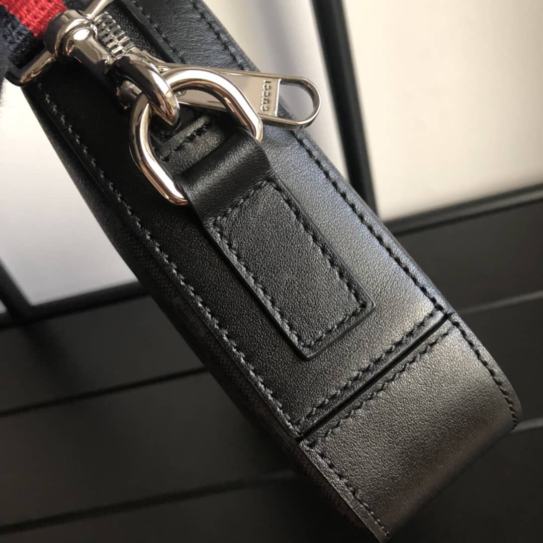 Gvc*1 GG Svp*me Wash Bag Replica Black 495562