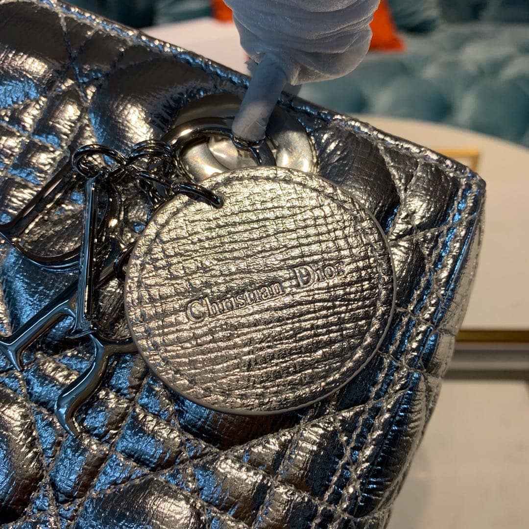 Chr1st1an D10r Lady D10r 24CM Replica Bag