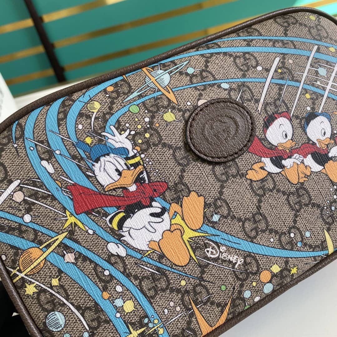 Gvc*1 Disney Svp*me GG Canvas Leather Belt Bag Replica 602695