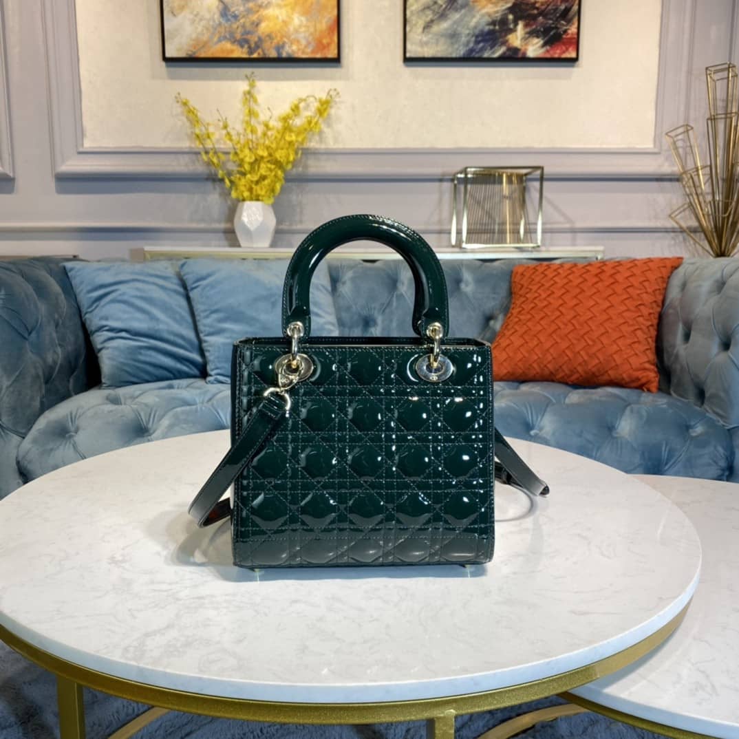 Chr1st1an D10r Lady D10r 24CM Replica Bag