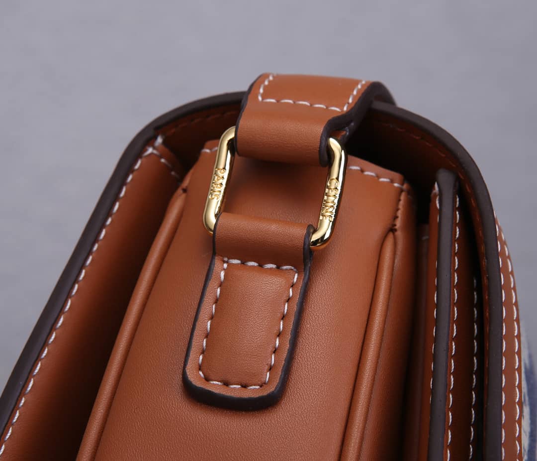 Ce1i*e Bag Dupe Triomphe Teen 22cm