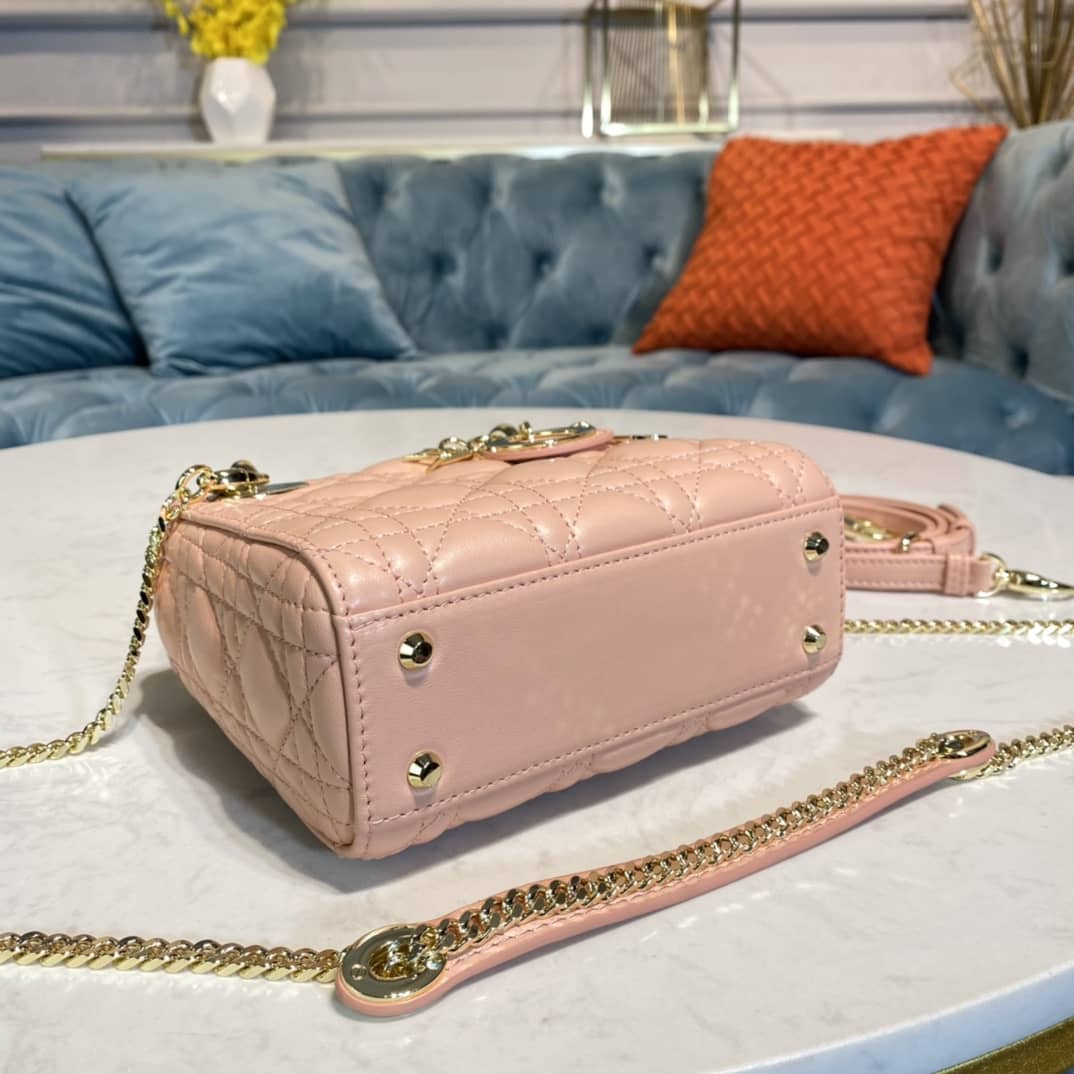 Chr1st1an D10r Lady D10r 17CM Replica Bag