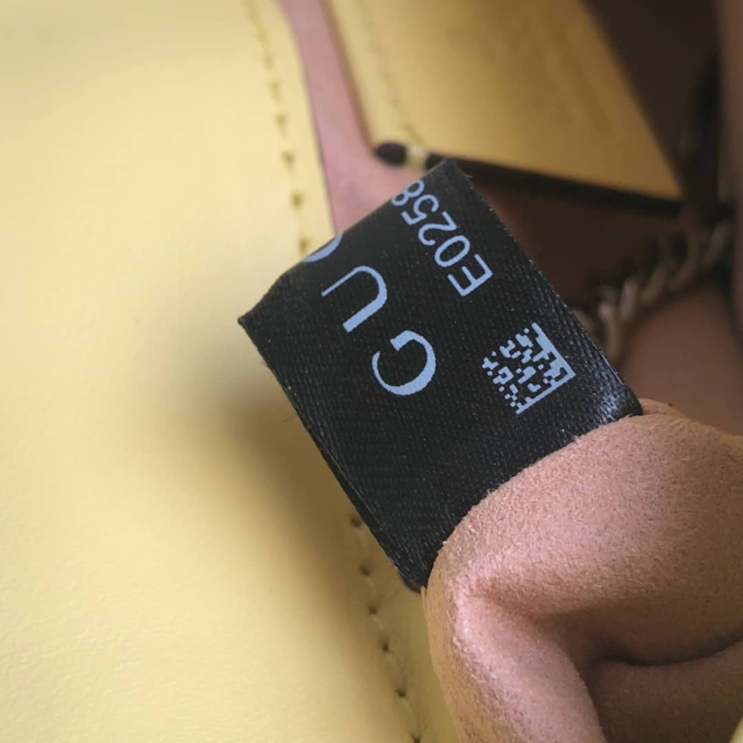 Gvc*1 GG Marmont Matelasse Leather Mini Shoulder Bag Replica Yellow 476433