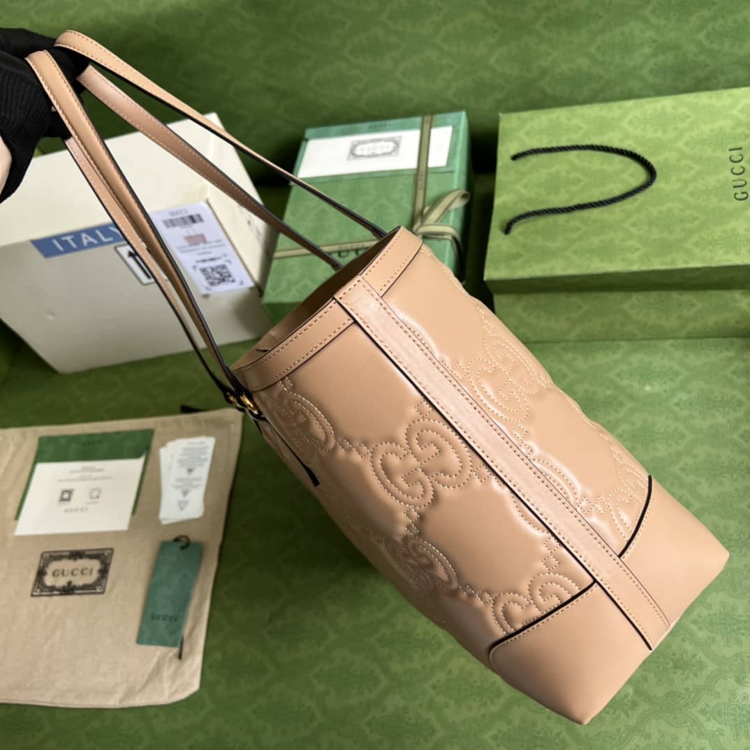 Gvc*1 GG Matelassé Leather Medium Tote Bag 631685 Replica