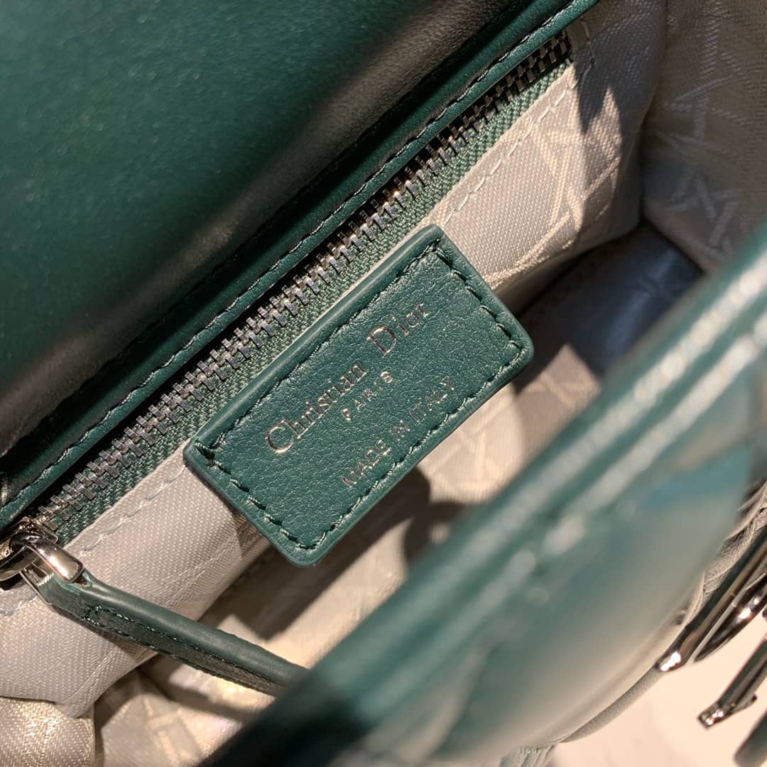 Chr1st1an D10r Lady D10r 17CM Replica Bag