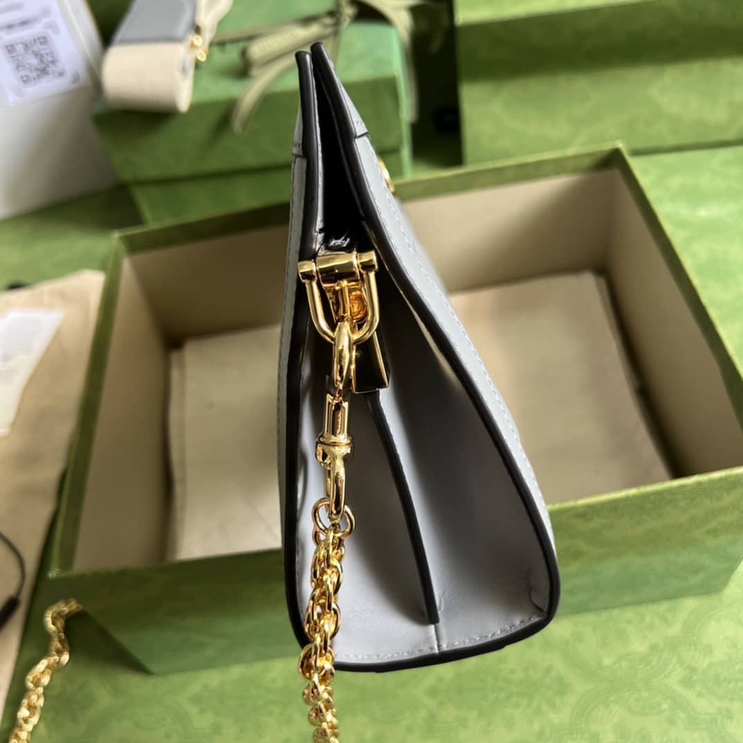 Gvc*1 GG Matelassé Leather 702200 Replica Shoulder Bag