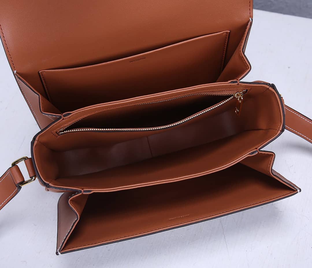 Ce1i*e Bag Dupe Triomphe Teen 22cm