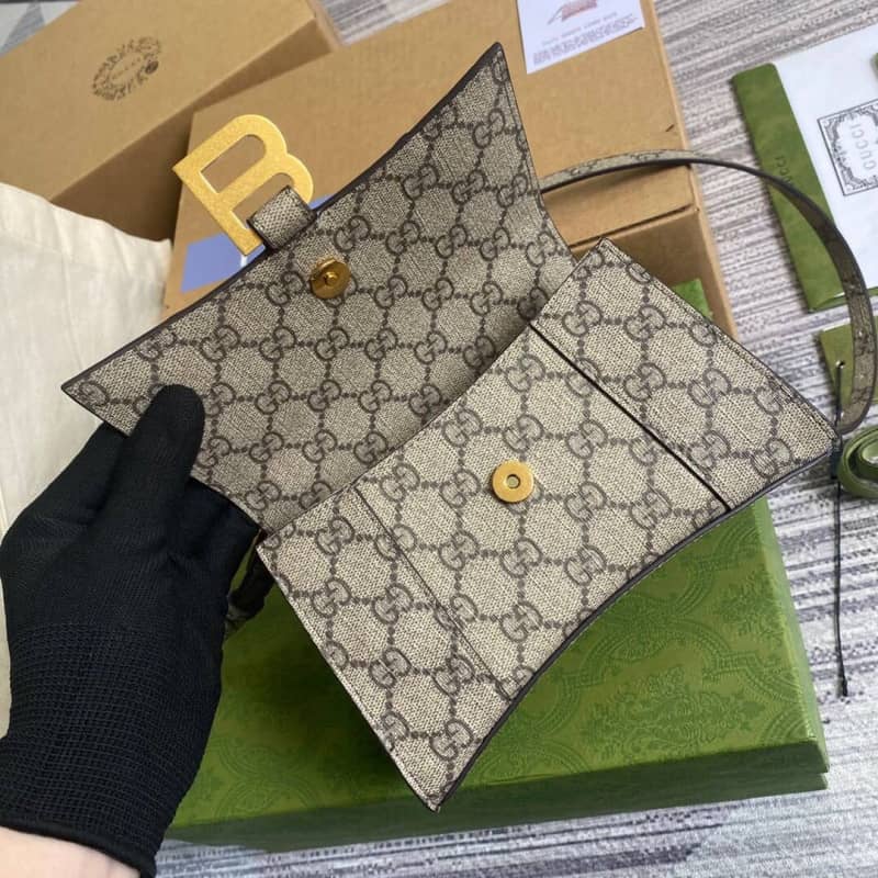 Gvc*1 Bag Dupes X Ba1en*iaga Replica 658575