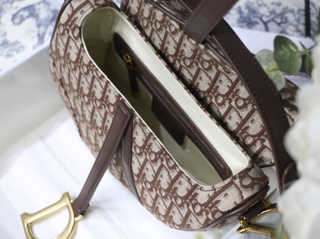 D10r Saddle Bag Dupe 25.5CM