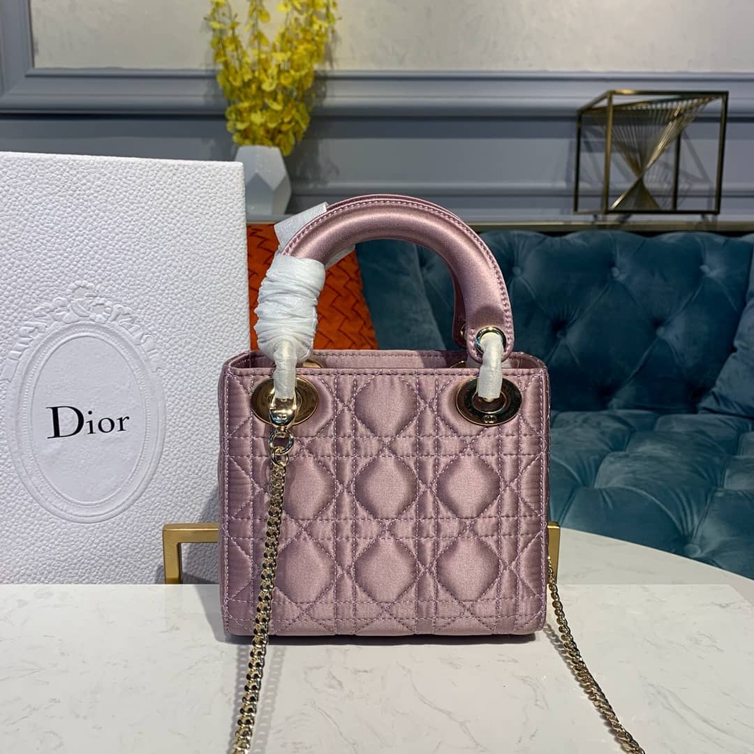 Chr1st1an D10r Lady D10r 17CM Replica Bag