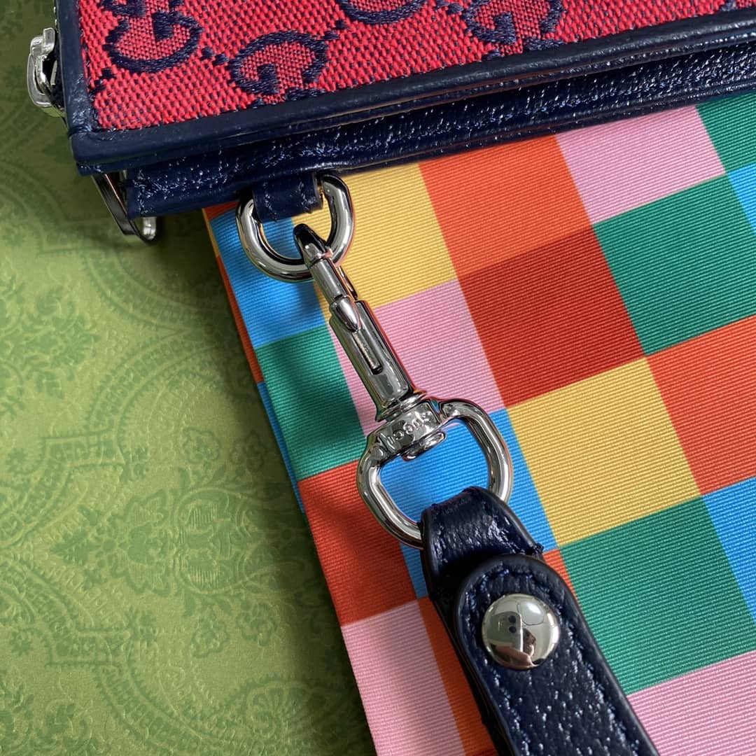 Gvc*1 GG Marmont Red Canvas Pouch Replica 661105