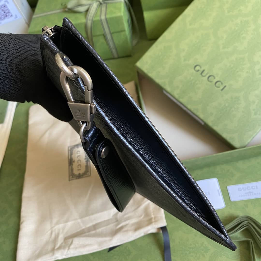 Gvc*1 GG Svp*me Pouch Replica 672953