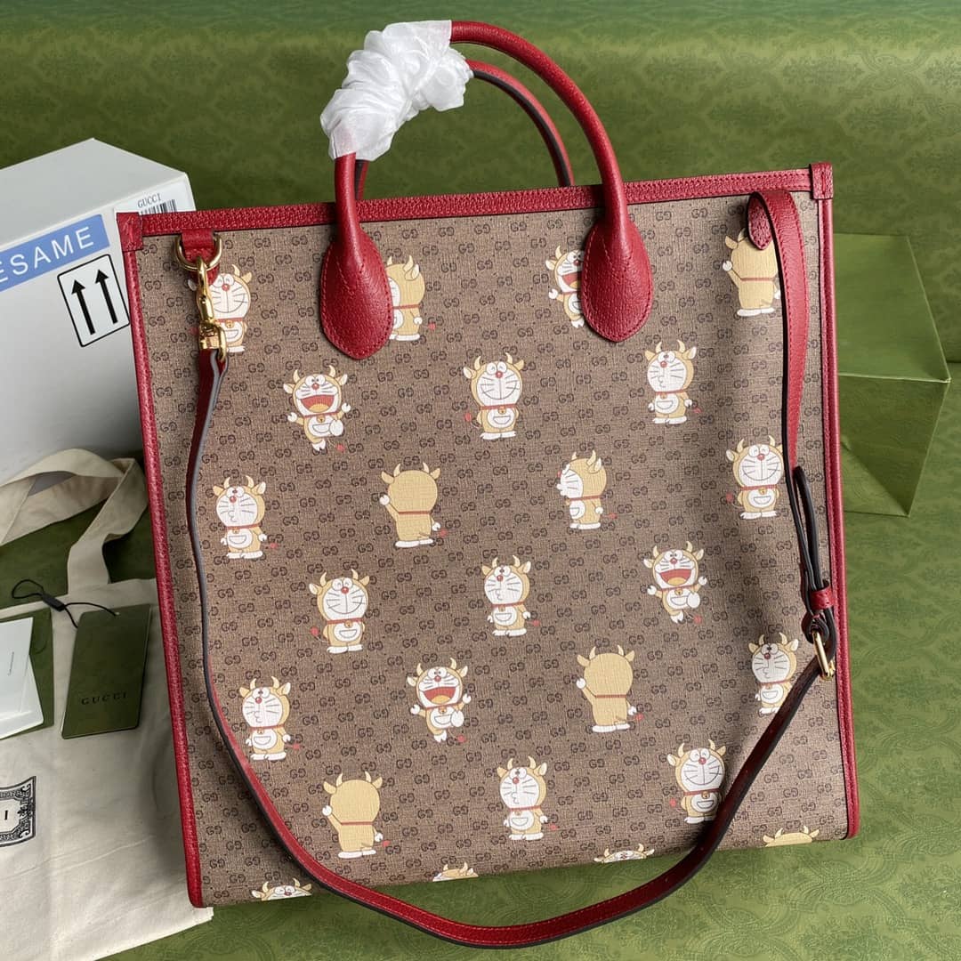 Gvc*1 x Doraemon Medium Tote Replica 654345