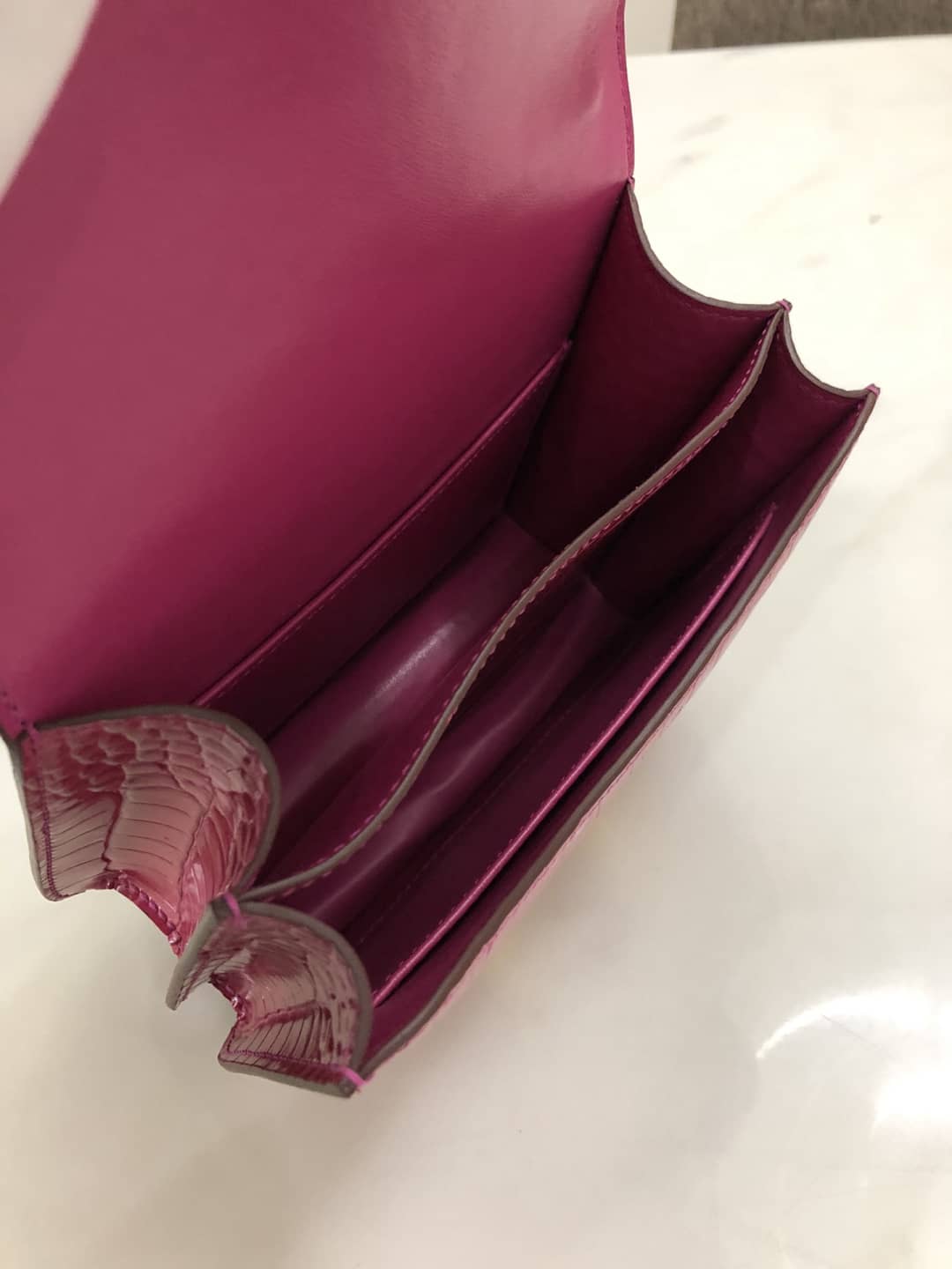 H**me5 Replica Constance 18CM Crocodile Shiny Bag