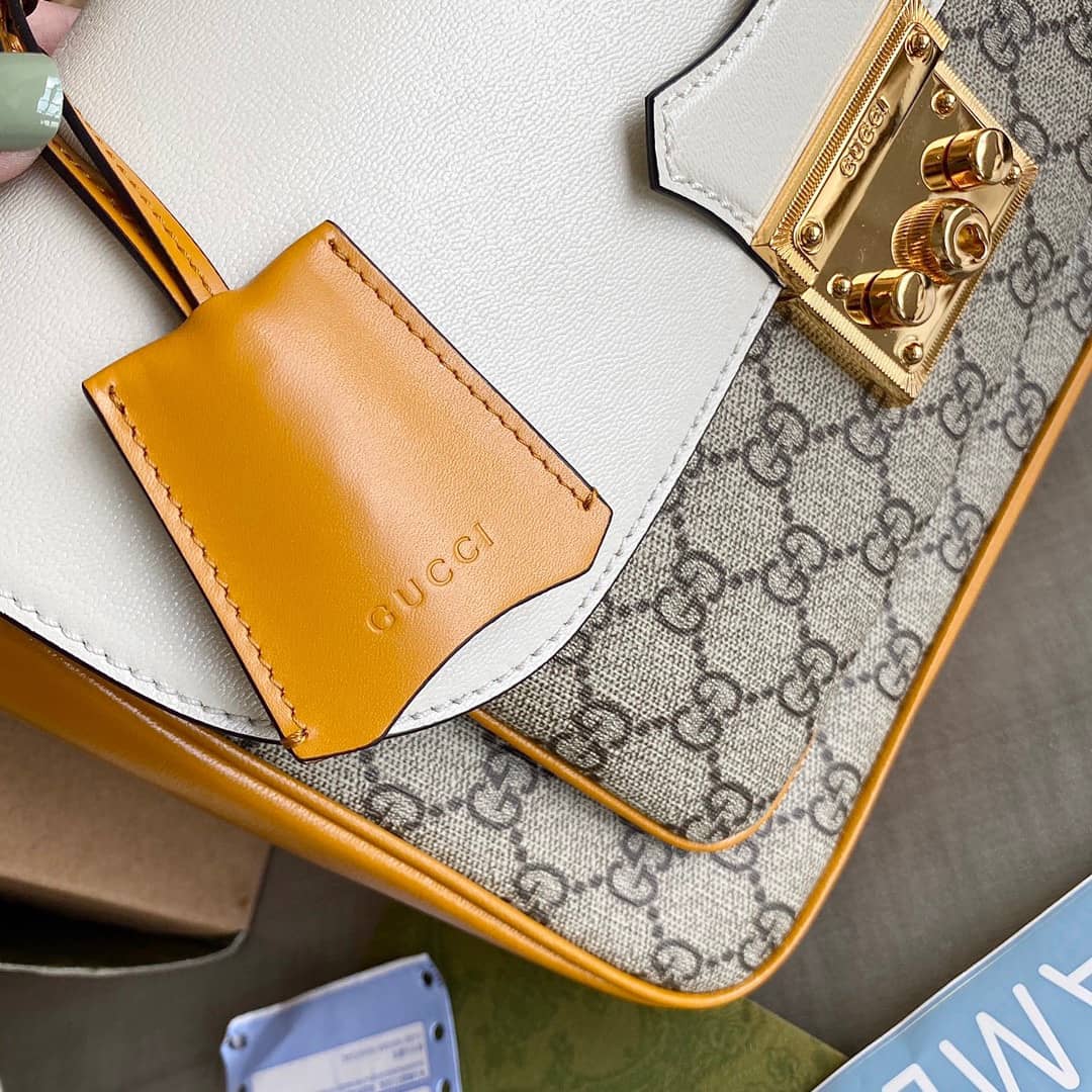 Gvc*1 Padlock Small GG Svp*me Canvas Shoulder Bag Replica White 644527