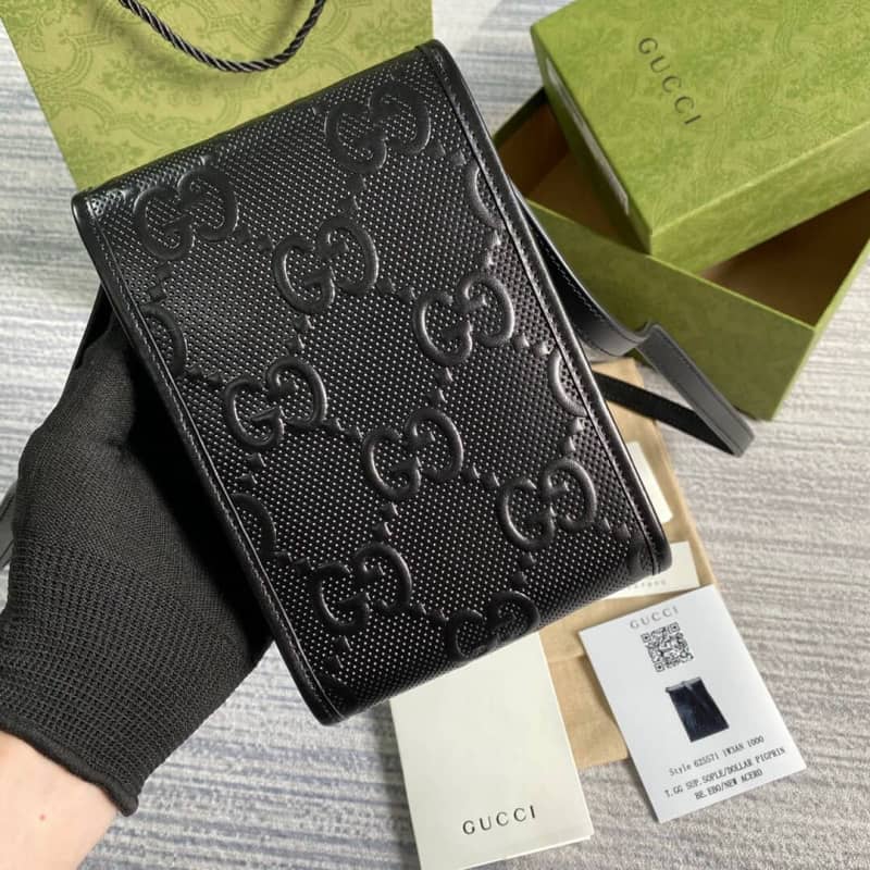 Gvc*1 GG Embossed Leather Mini Messenger Bag Replica White 625571