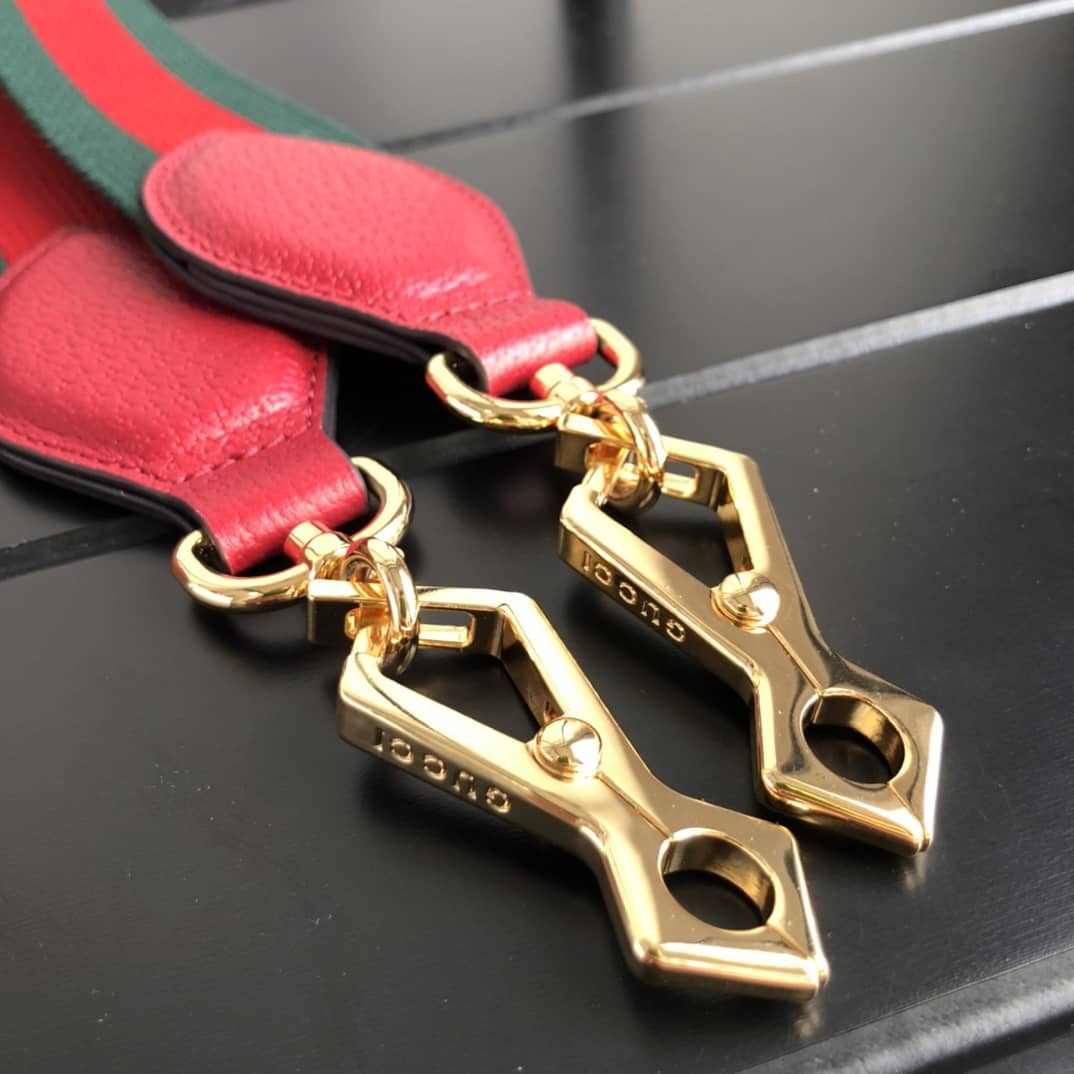 Gvc*1 Svp*me Canvas Camera Bag Replica Red 574886