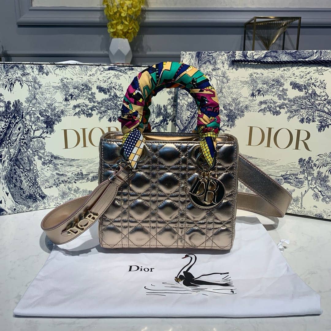 Chr1st1an D10r Lady D10r 20CM Replica Bag