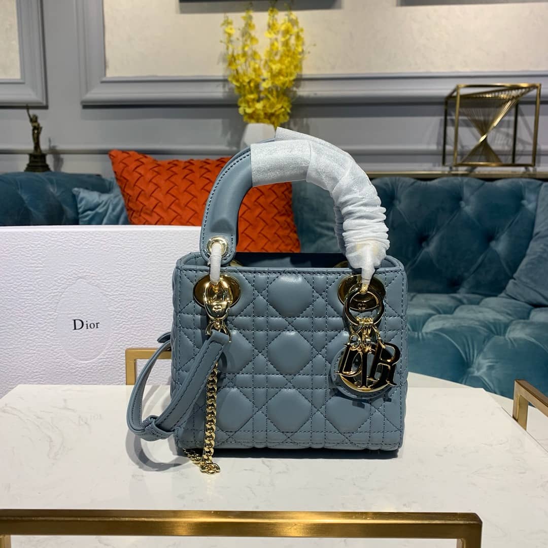 Chr1st1an D10r Lady D10r 17CM Replica Bag