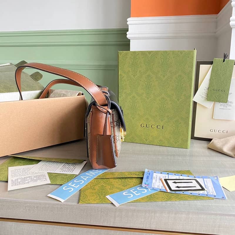 Gvc*1 Padlock Mini GG Svp*me Shoulder Bag Replica Black 658487