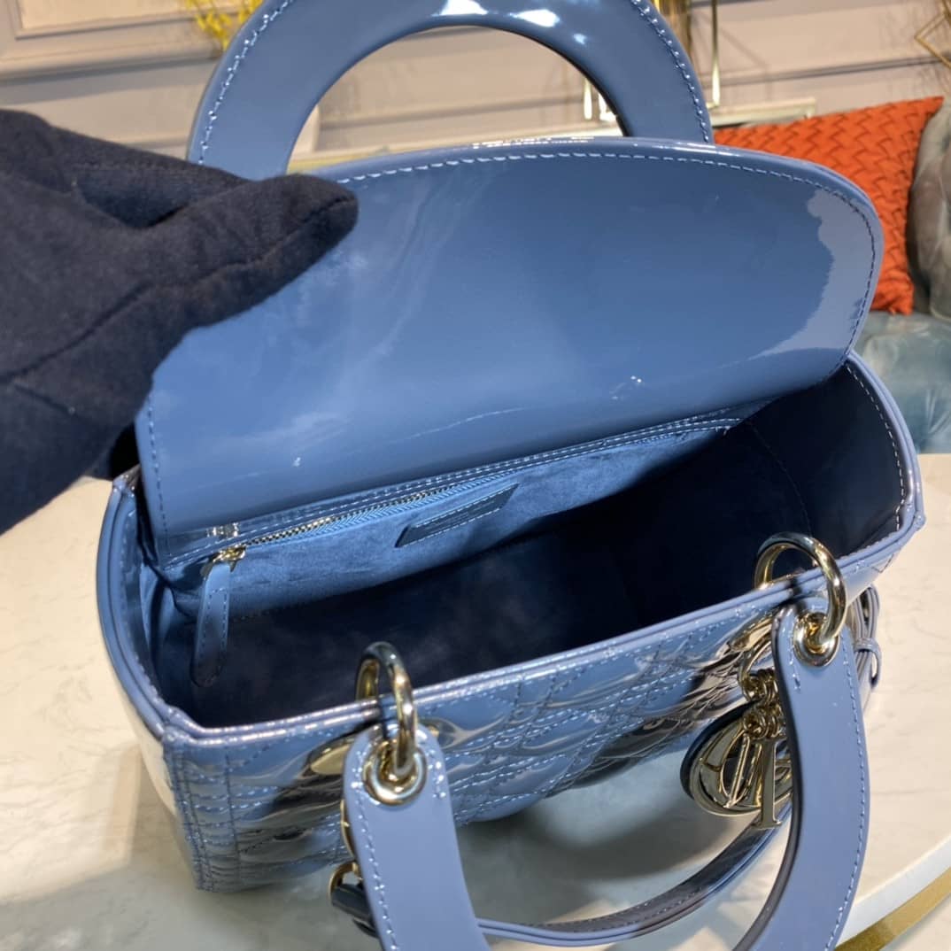 Chr1st1an D10r Lady D10r 24CM Replica Bag