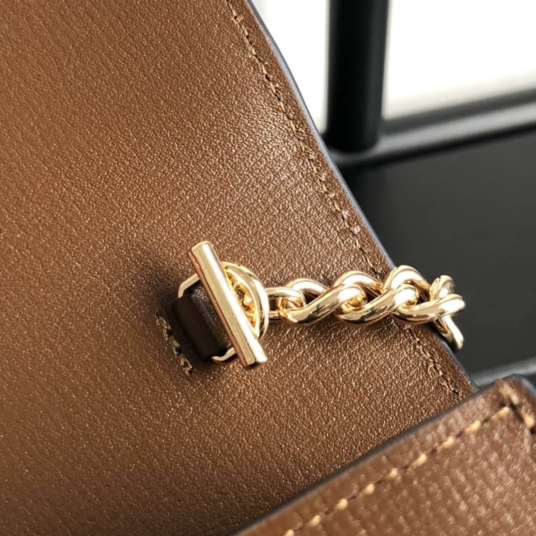 Gvc*1 Valentine Day Chain Card Case Wallet Replica 648948