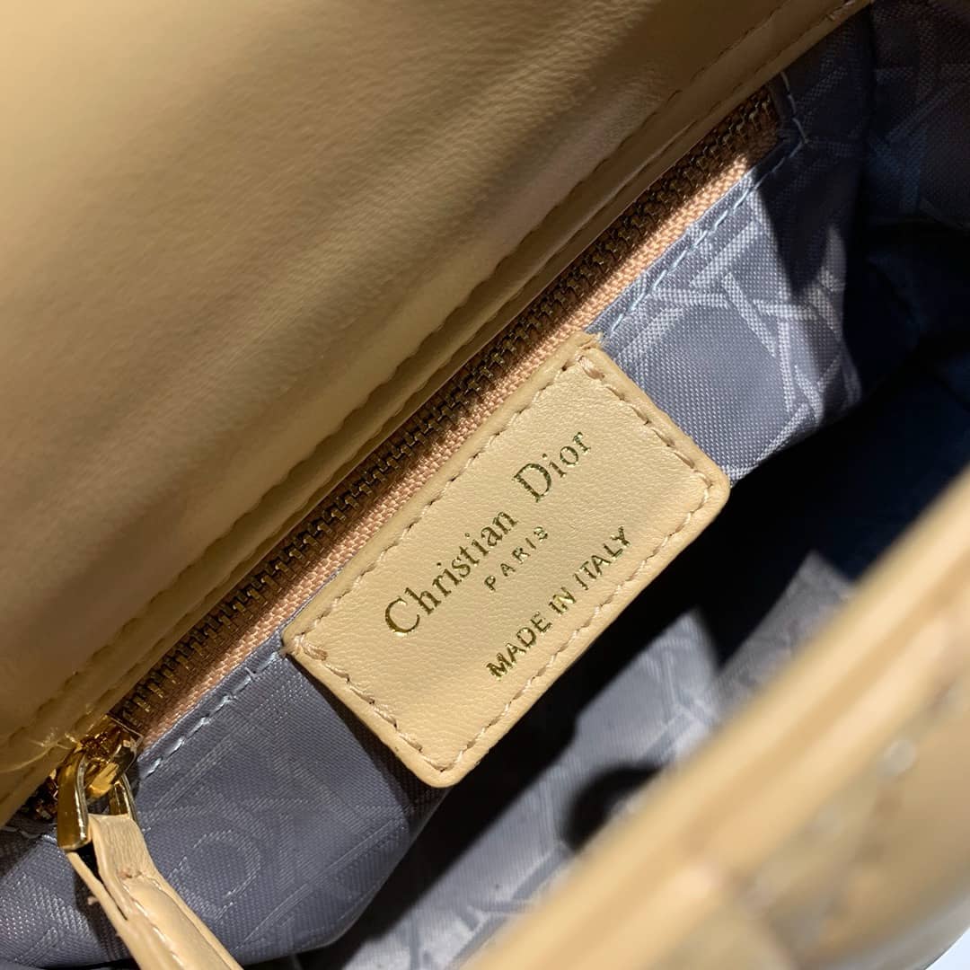 Chr1st1an D10r Lady D10r 17CM Replica Bag
