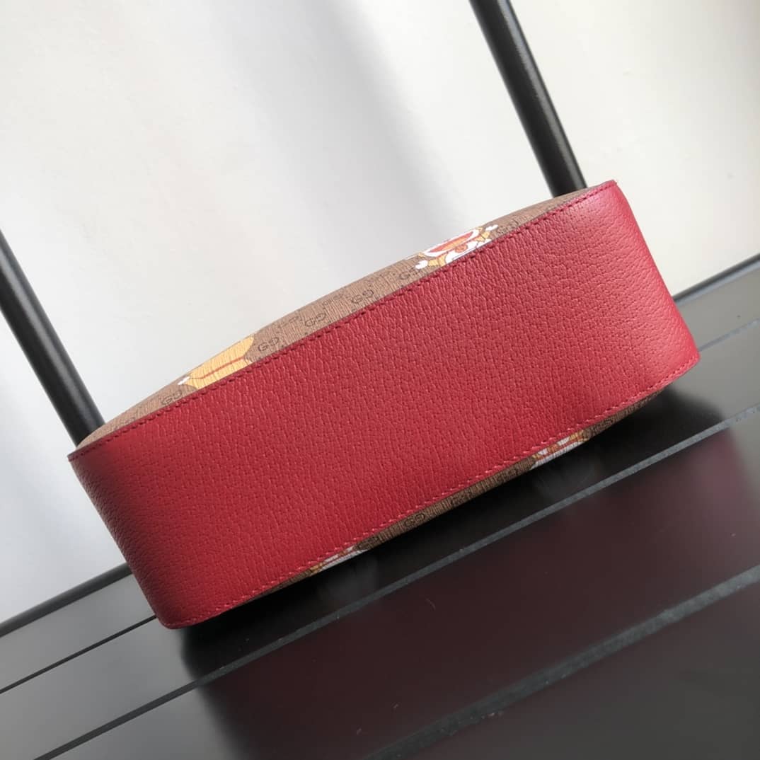 Gvc*1 Svp*me Canvas Camera Bag Replica Red 574886