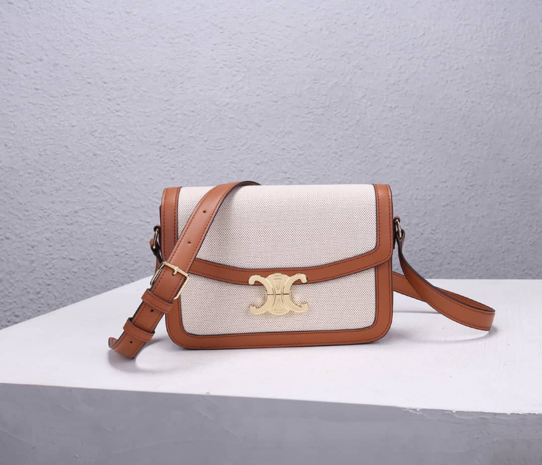 Ce1i*e Bag Dupe Triomphe Teen 22cm