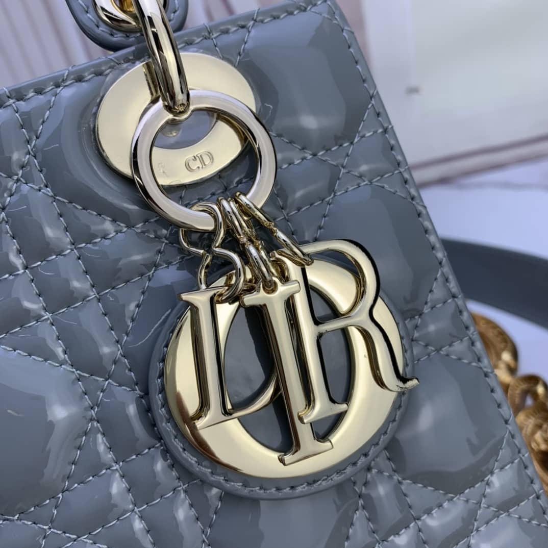 Chr1st1an D10r Lady D10r 20CM Replica Bag