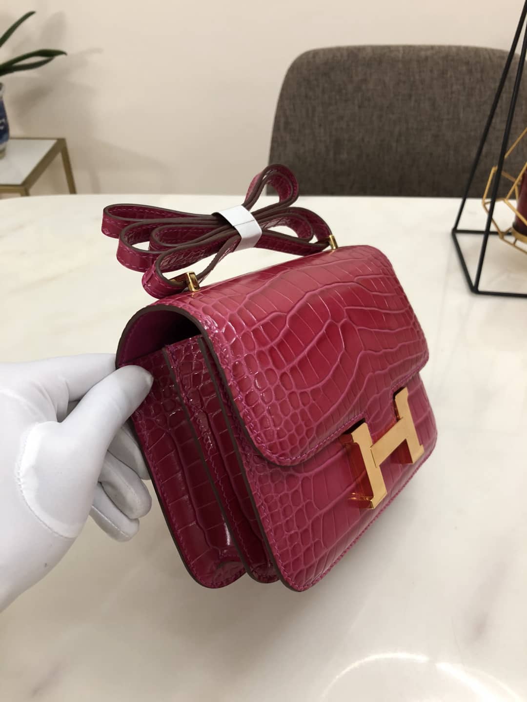 H**me5 Replica Constance 18CM Crocodile Shiny Bag