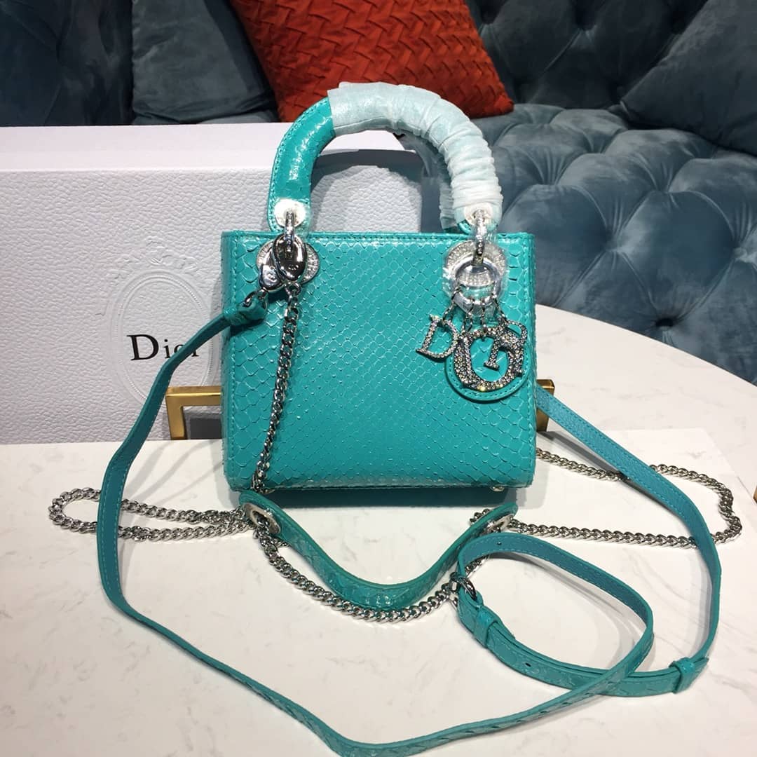 Chr1st1an D10r Lady D10r 17CM Replica Bag