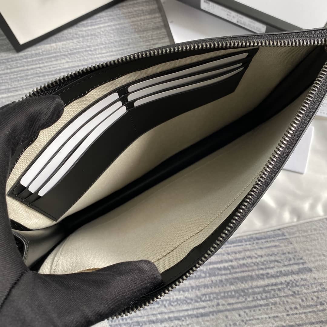 Gvc*1 Animarie Wolf GG Svp*me Clutch Replica 547084