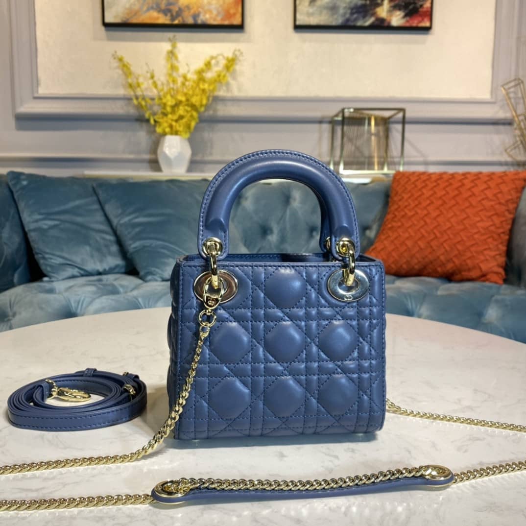 Chr1st1an D10r Lady D10r 17CM Replica Bag