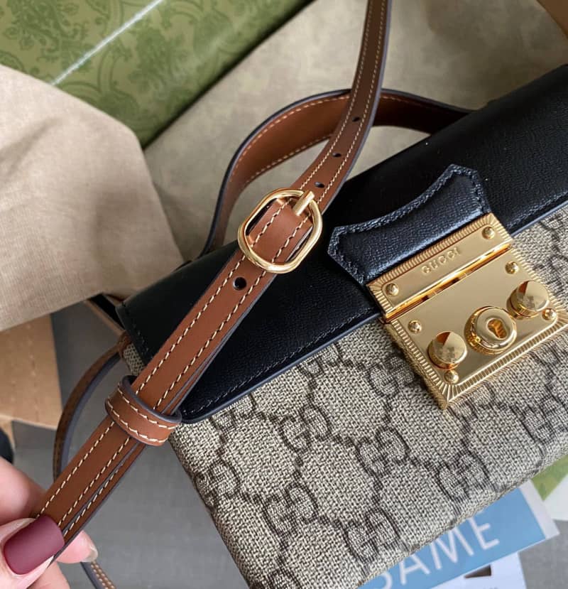 Gvc*1 GG Svp*me Canvas Padlock Mini Shoulder Bag Replica Black 652683