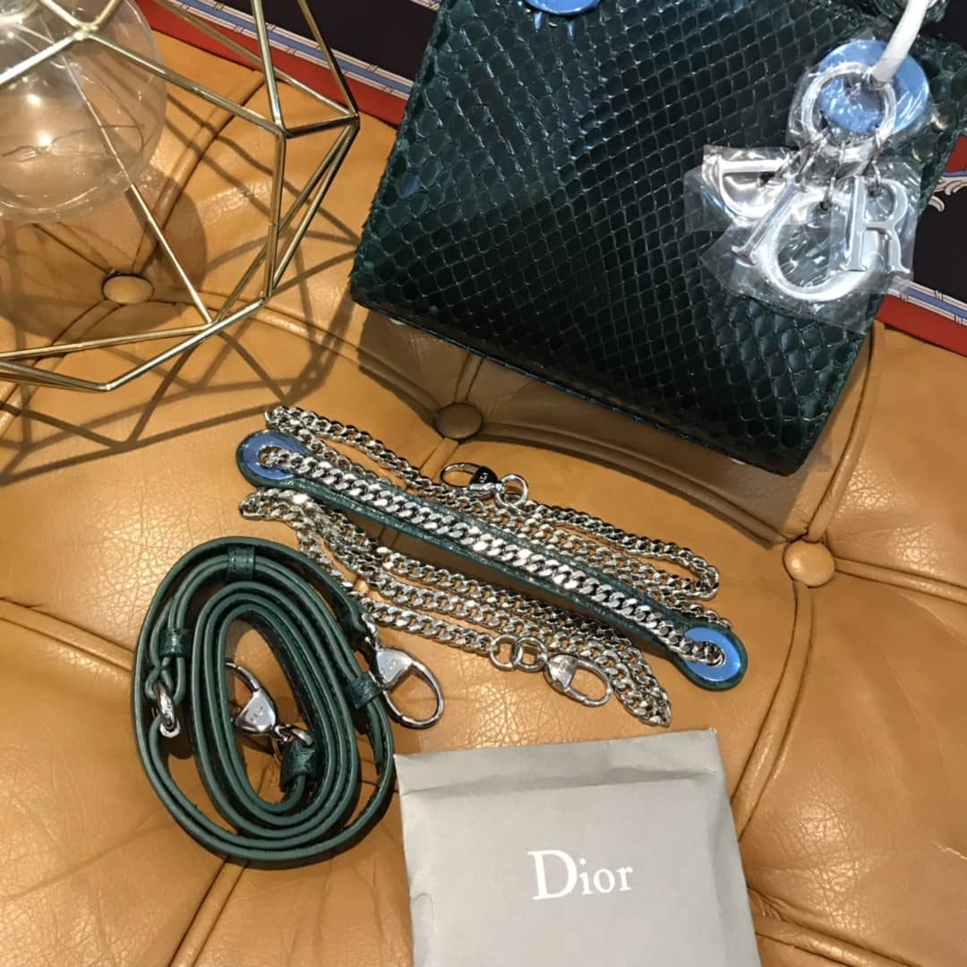 Chr1st1an D10r Lady D10r 17CM Replica Bag