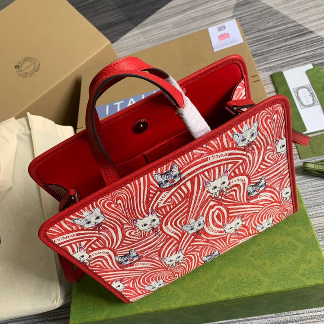 Gvc*1 Svp*me Canvas Children Yuko Higuchi Tote Replica Red 630542