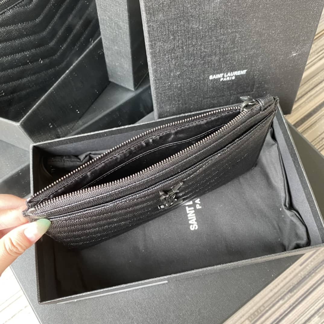 Y51 Clutch Replica Monogram Bill Pouch Black Metal