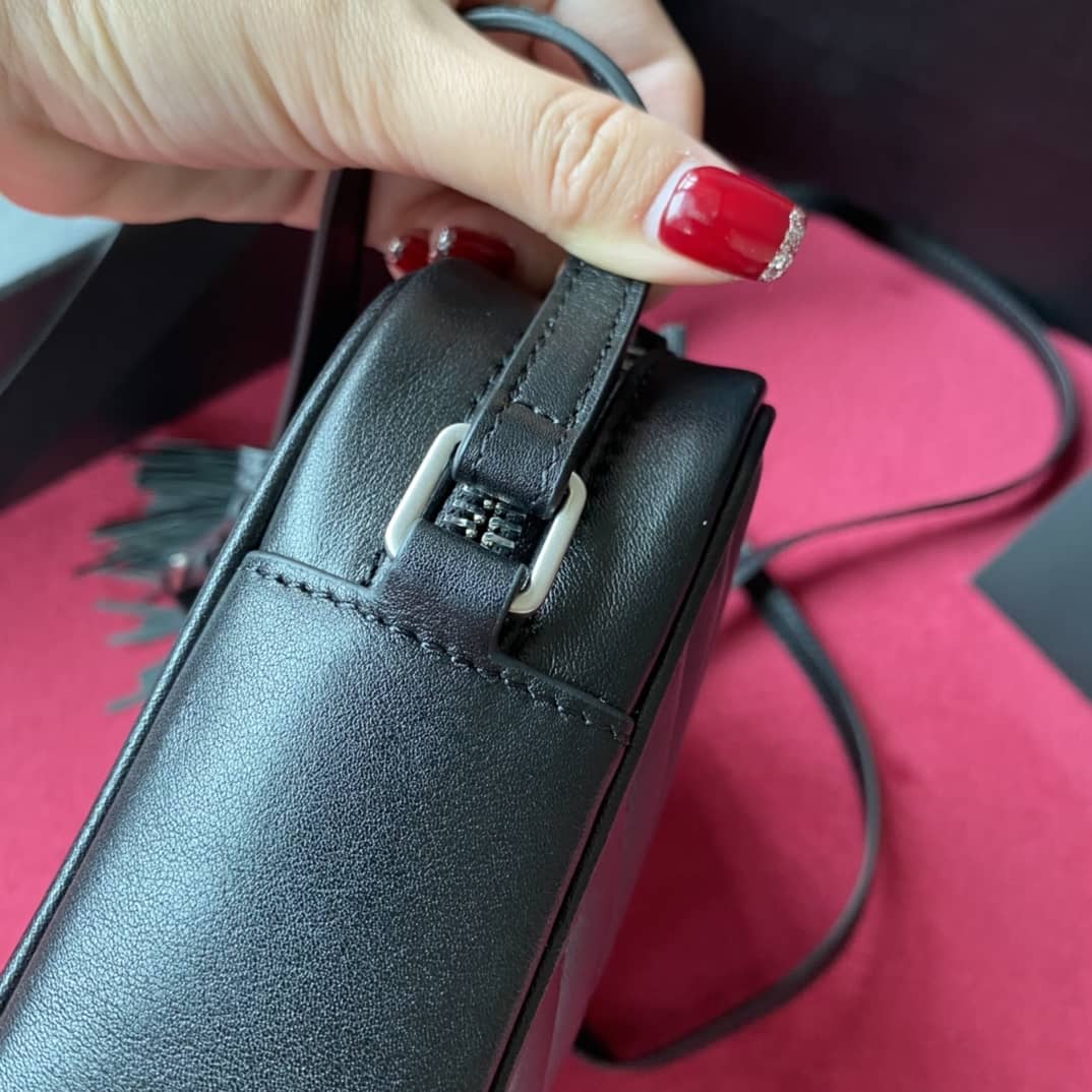 Y51 Lou Camera Replica Bag