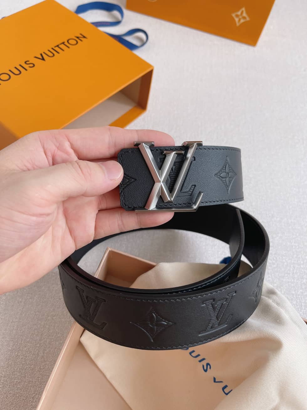 Knockoff L0vis Vvtt0n Logo Belt 40mm