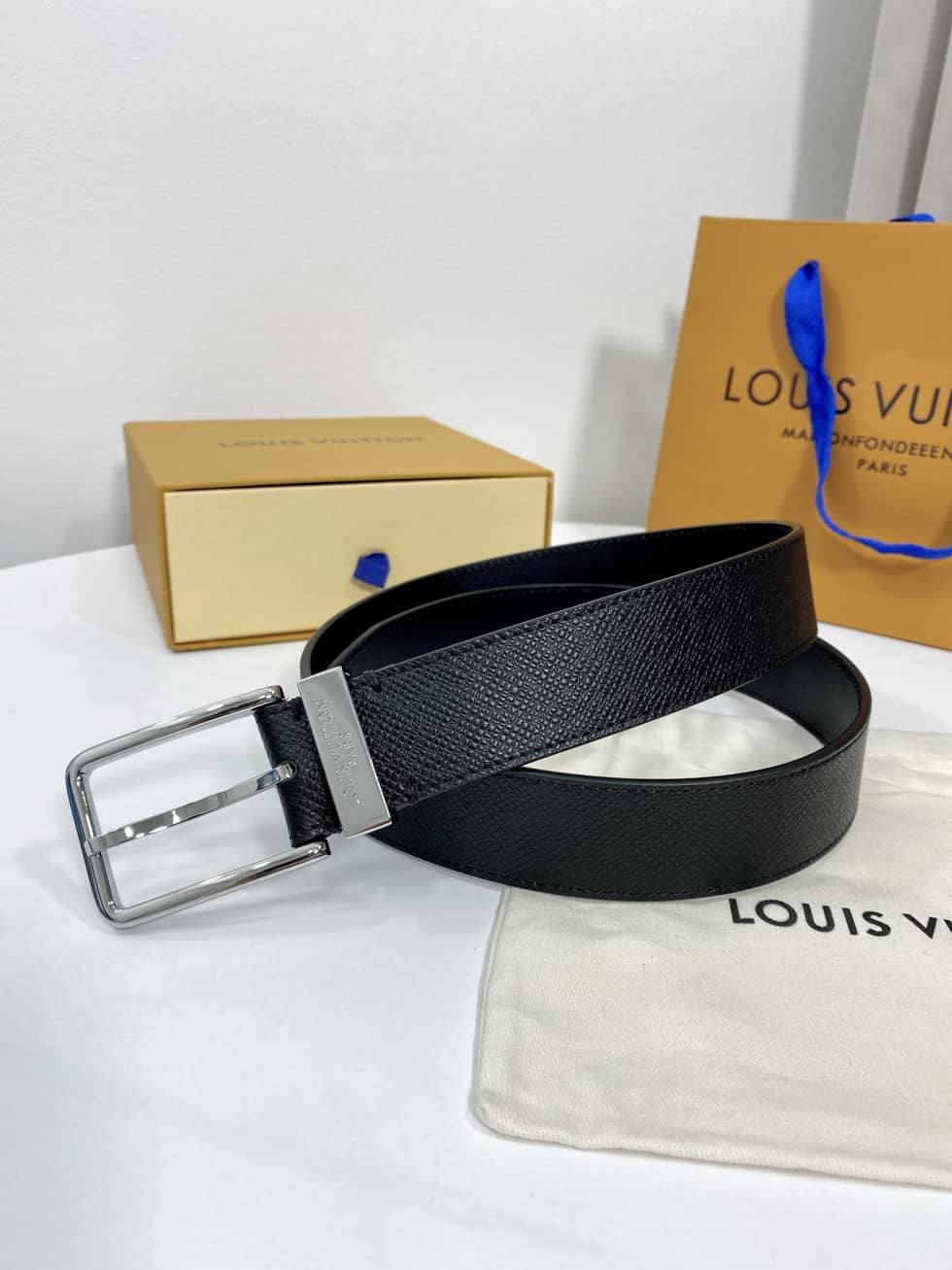 Cheap L0vis Vvtt0n Belt China 35mm