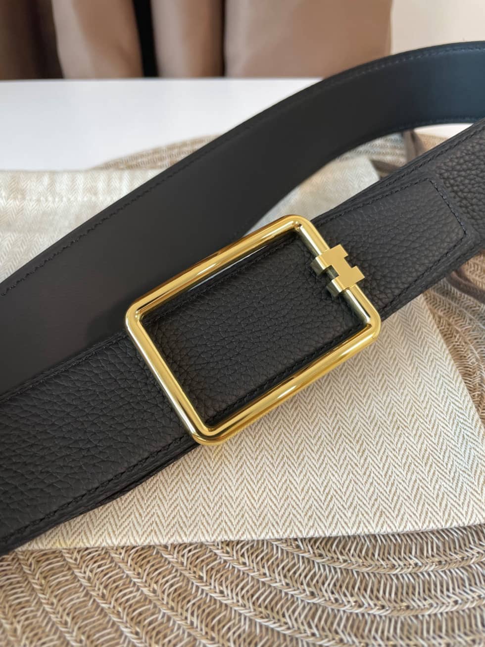 Cheap H**me5 Belt China 38mm