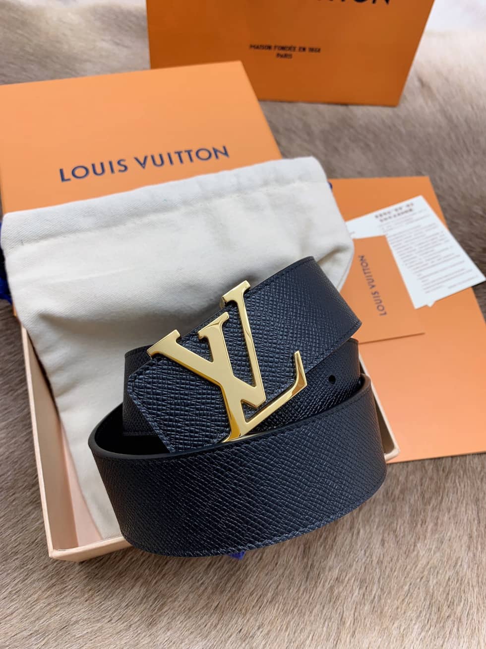 L0vis Vvtt0n Belt First Copy 40mm