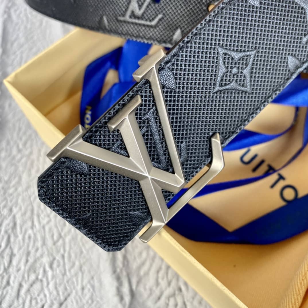 L0vis Vvtt0n Belt For Sale 40mm