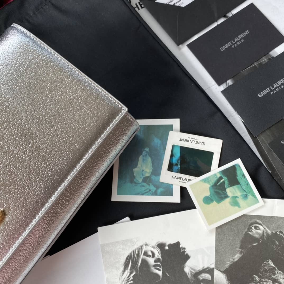 Y51 Clutch Replica Kate Smooth Leather