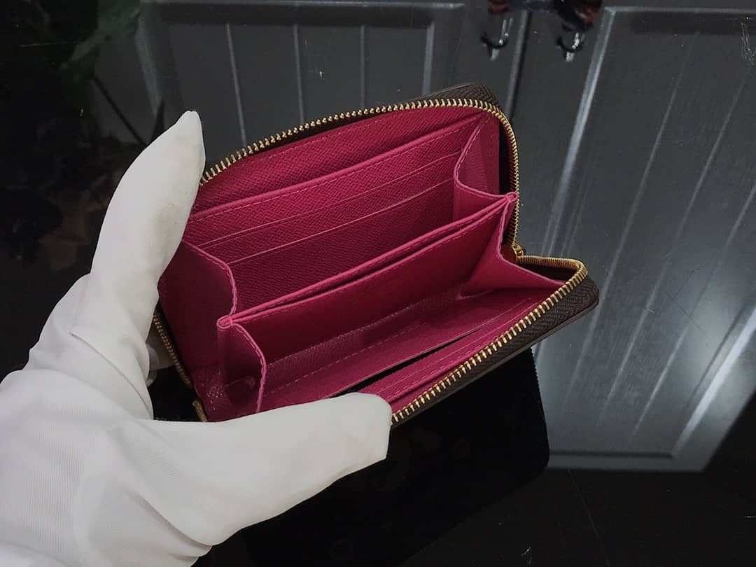 L0vis Vvtt0n Wallet Dupe Zippy Coin Christmas Holiday Box M60067