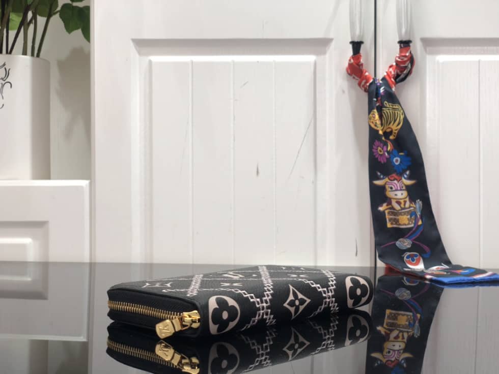 L0vis Vvtt0n Wallet Dupe Zippy Monogram Empreinte Leather Black M81141