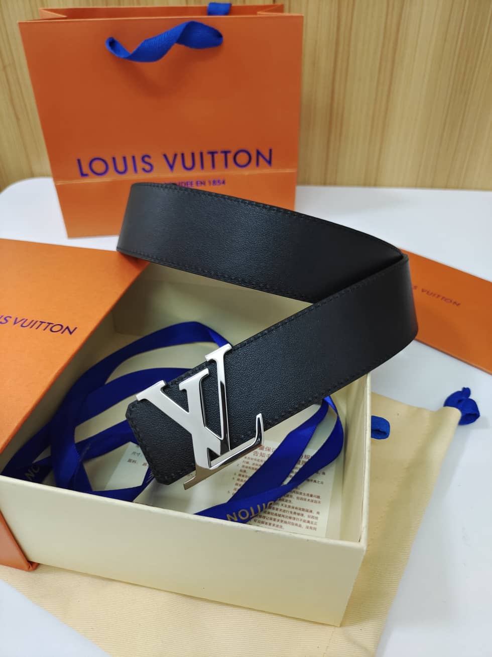 L0vis Vvtt0n Belt For Sale Replica
