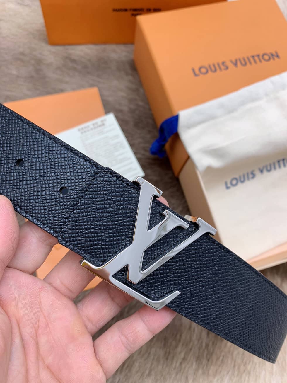 Top Quality L0vis Vvtt0n Belt Online 40mm